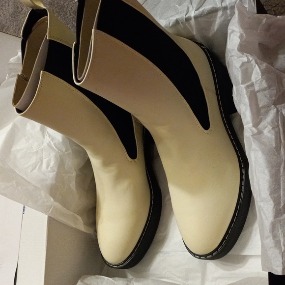 NINE WEST PLATFORM CHELSEA Doleas Boots, Size 10/11 - Picture 5 of 11